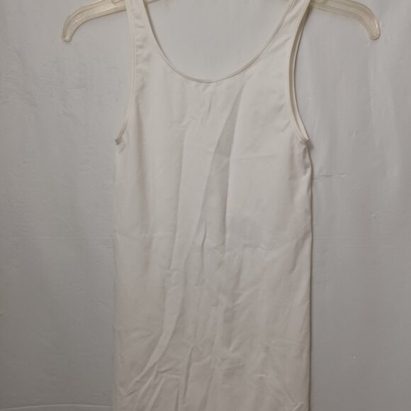 ARITIZIA BABATON WOMEN'S TANK TOP WHITE STRETCH MATERIAL - Picture 6 of 9